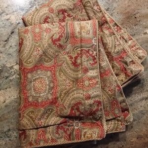 Chenab One Standard Paisley Sateen Pillow Shams